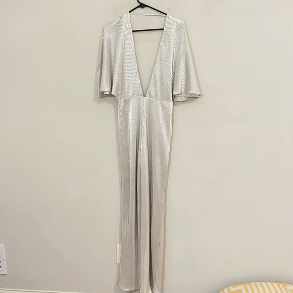 NEW $198 Lovers + Friends Revolve Harper Champagne Jumpsuit women size XS - Picture 7 of 12